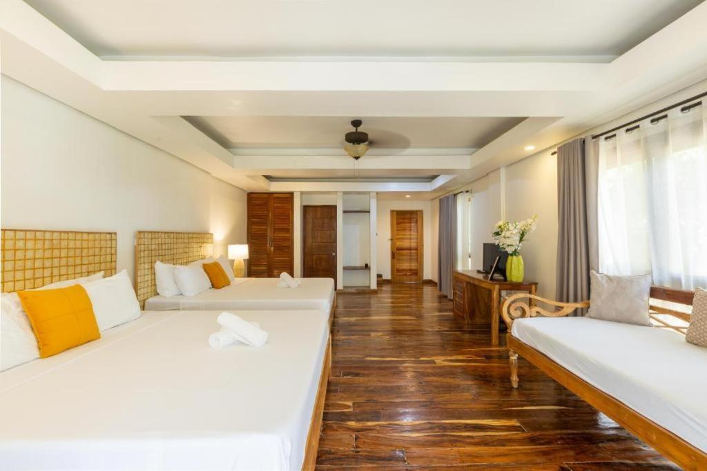 Nabulao Beach Resort Hinoba-an Екстериор снимка
